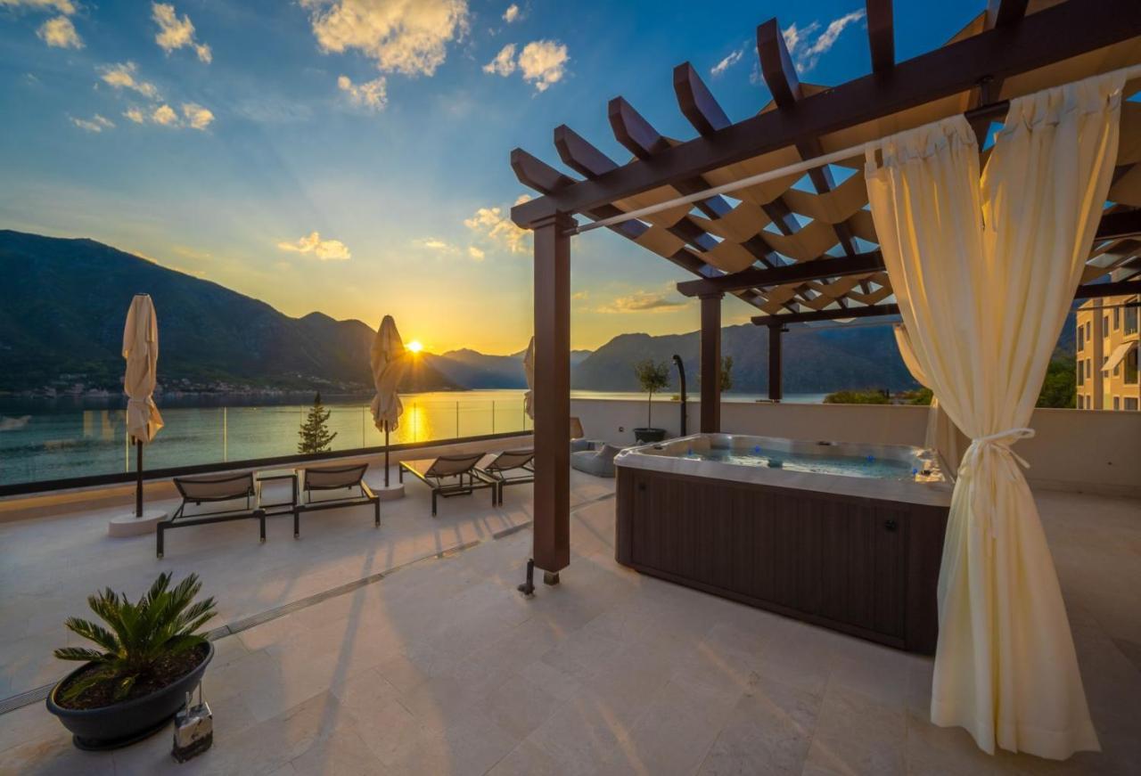 Boutique Hotel R Palazzo Kotor Luaran gambar